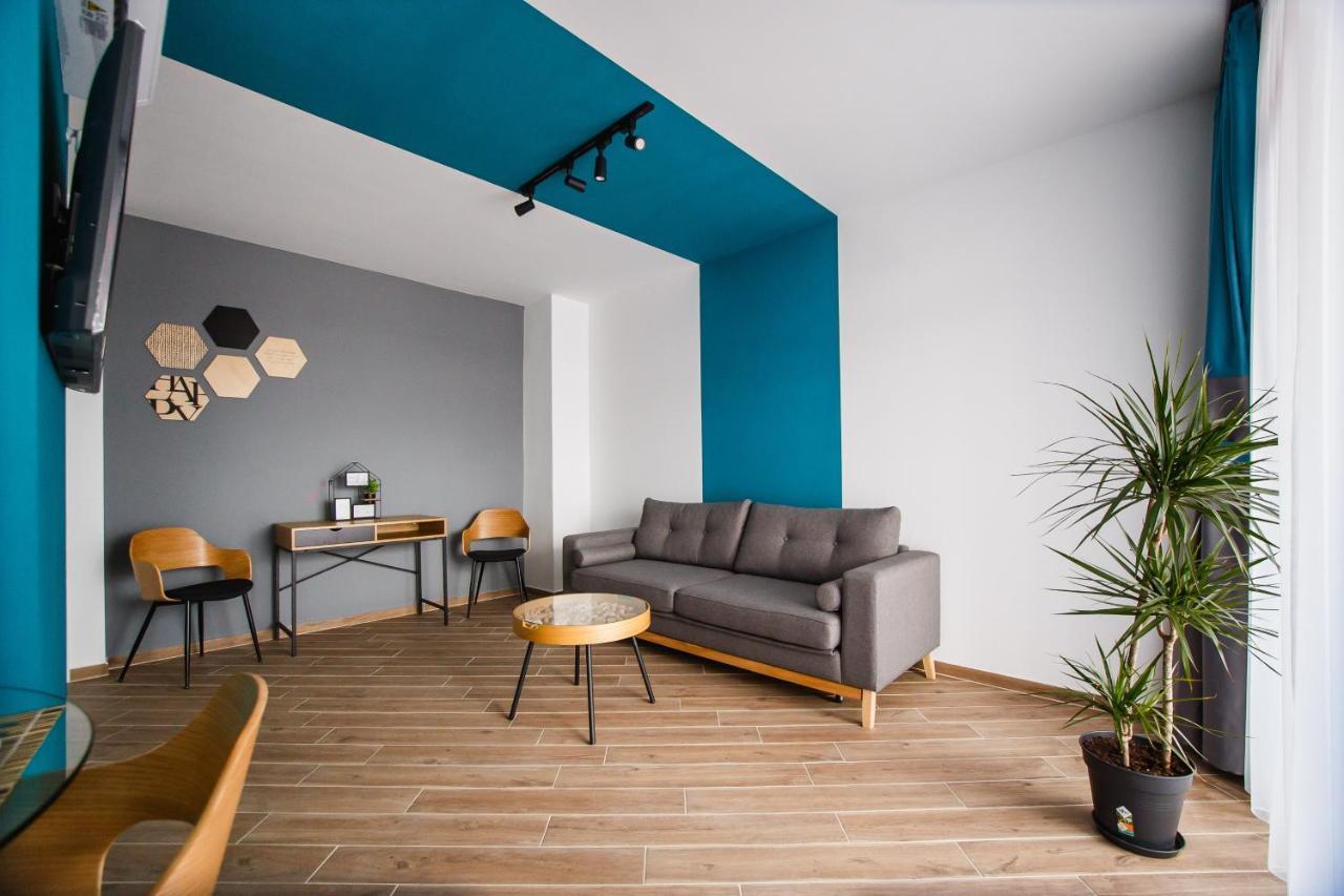 Azur Paradise Near City Center Орадеа Екстериор снимка